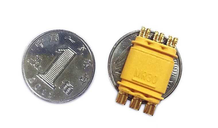 Конектор Amass MR30 Пара/M/F Конектор Amass MR30 Пара/M/F