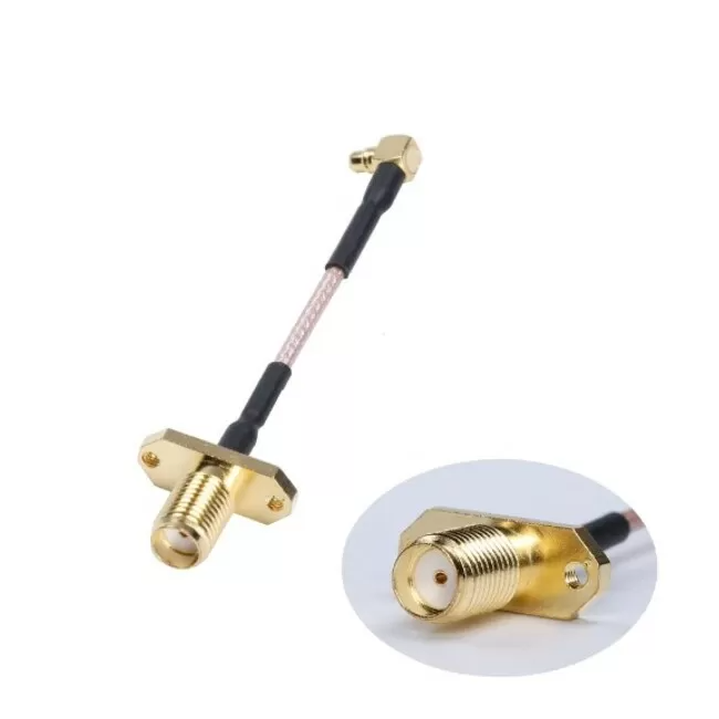 Кабель пігтейл MMCX male 90° - SMA female, з кріпленням, довжиною 50 мм Кабель пігтейл MMCX male 90° - SMA female, з кріпленням, довжиною 50 мм